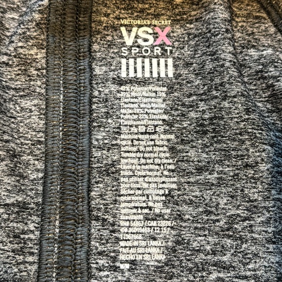 Victoria’s Secret Sport Zip-up in Medium - Picture 2 of 5